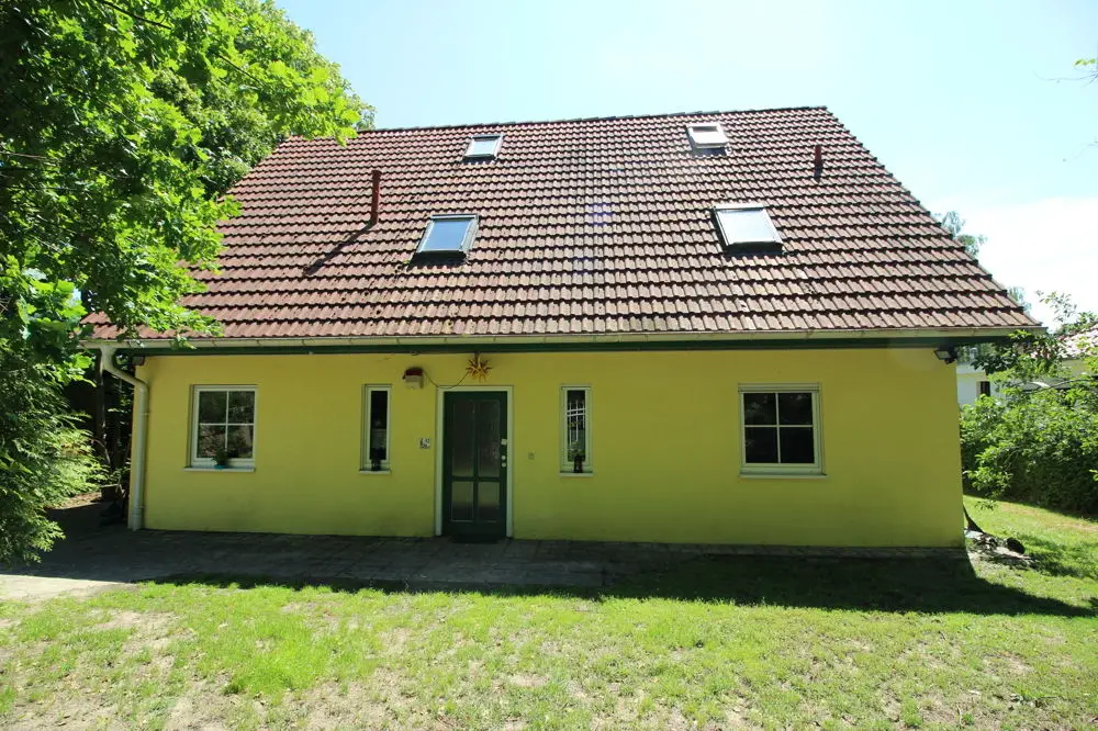 Hausansicht -- Hohen Neuendorf/Bergfelde: Einfamilienhaus, 800m² Garten, 6 Zimmer, 2 Bäder, Kamin, Sauna, Whirlpool