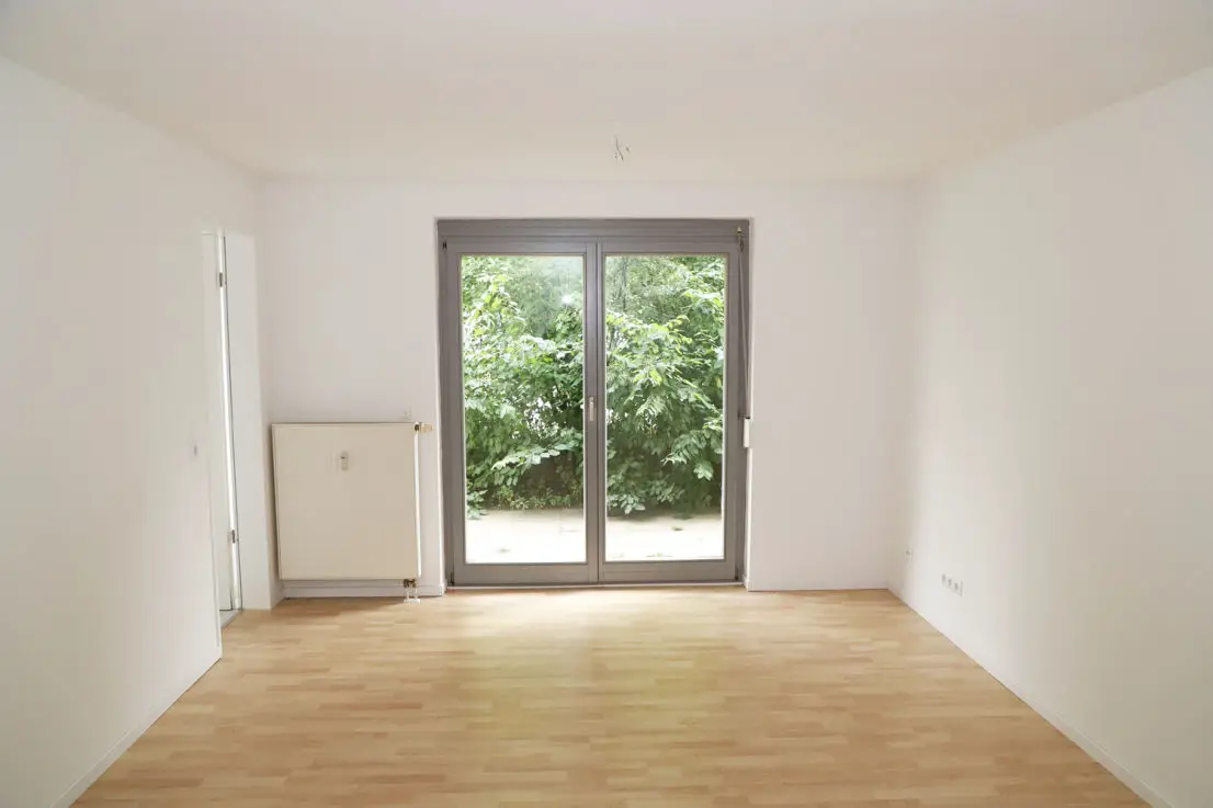 Wohnzimmer -- Schöne helle 1 Zim. Wohnung in Berlin-Schönefeld
