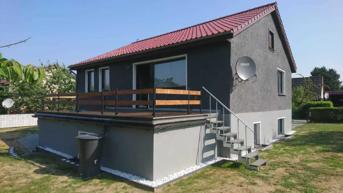 Hausansicht -- Großes Einfamilienhaus in der Seenplatte (kernsaniert), perfekt für Familien