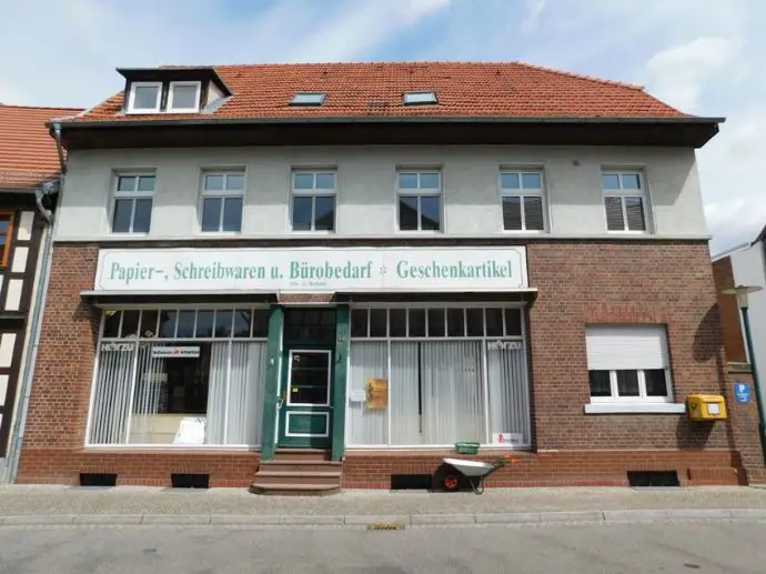 Haus-Frontansicht-Dr. Lehner Immobilien GmbH