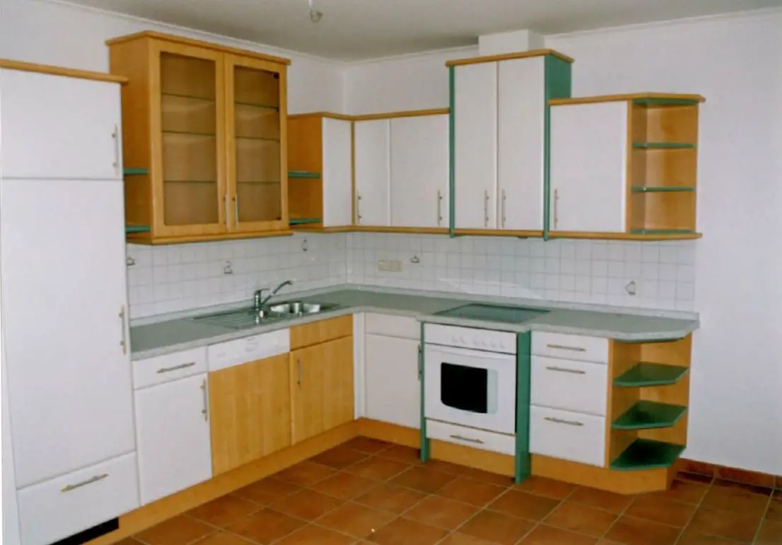 Einbauküche -- Gepflegte 2,5-Zimmer-Wohnung mit EBK in Reischach