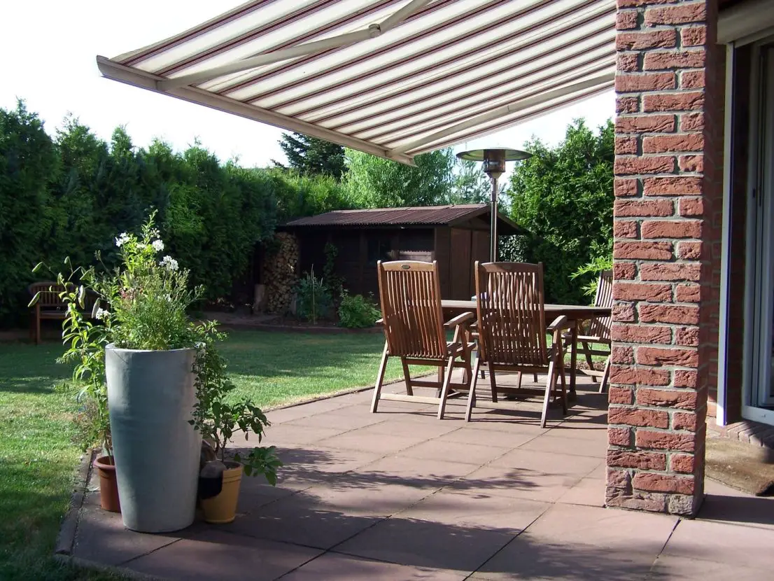 Terrasse -- Einfamilienhaus mit hochwertiger Ausstattung in ruhiger Lage