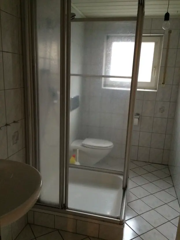 Badezimmer -- 350 €, 67 m², 3 Zimmer