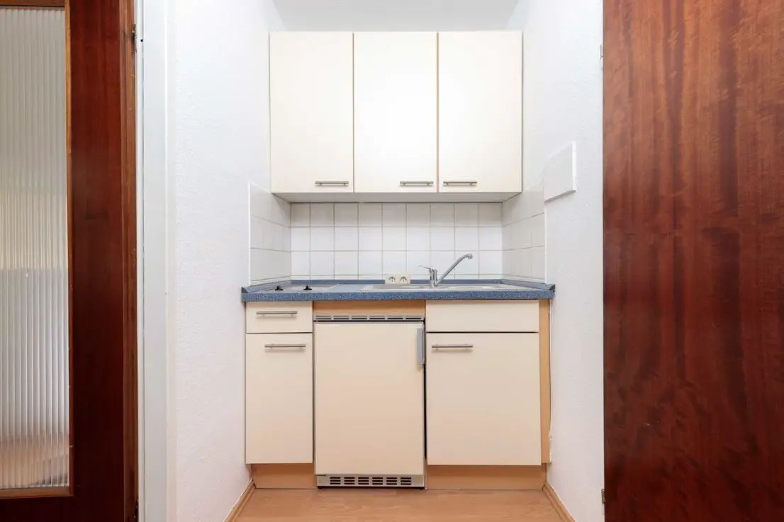 Separate Küchenzeile -- Praktisch, gut & bezugsfertig - 1-Zimmer Appartement Grombühl-WÜ