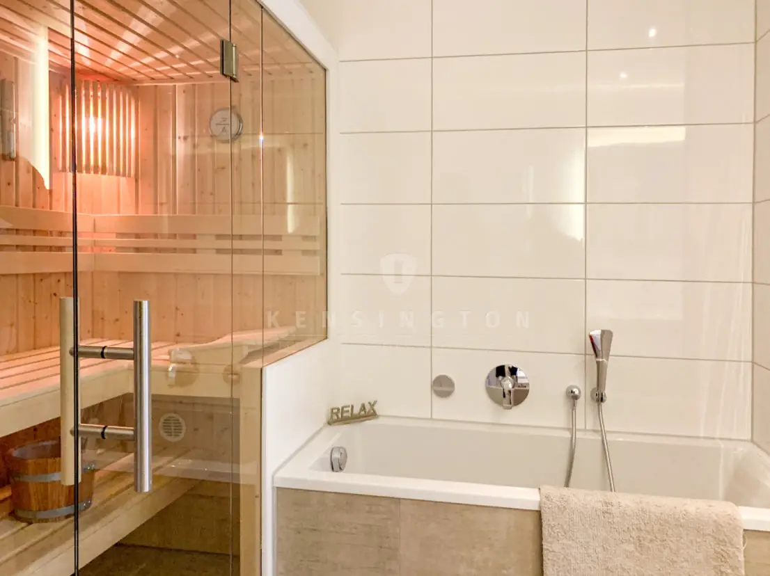 Sauna und Badewanne -- Moderne Stadtvilla sucht neue Familie im schönen Wunstorf / Großenheidorn
