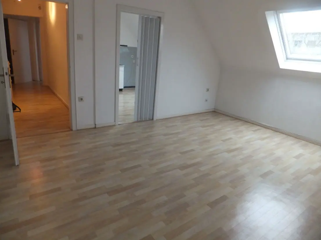 Wohnraum -- Single Wohnung in Bo-Ehrenfeld