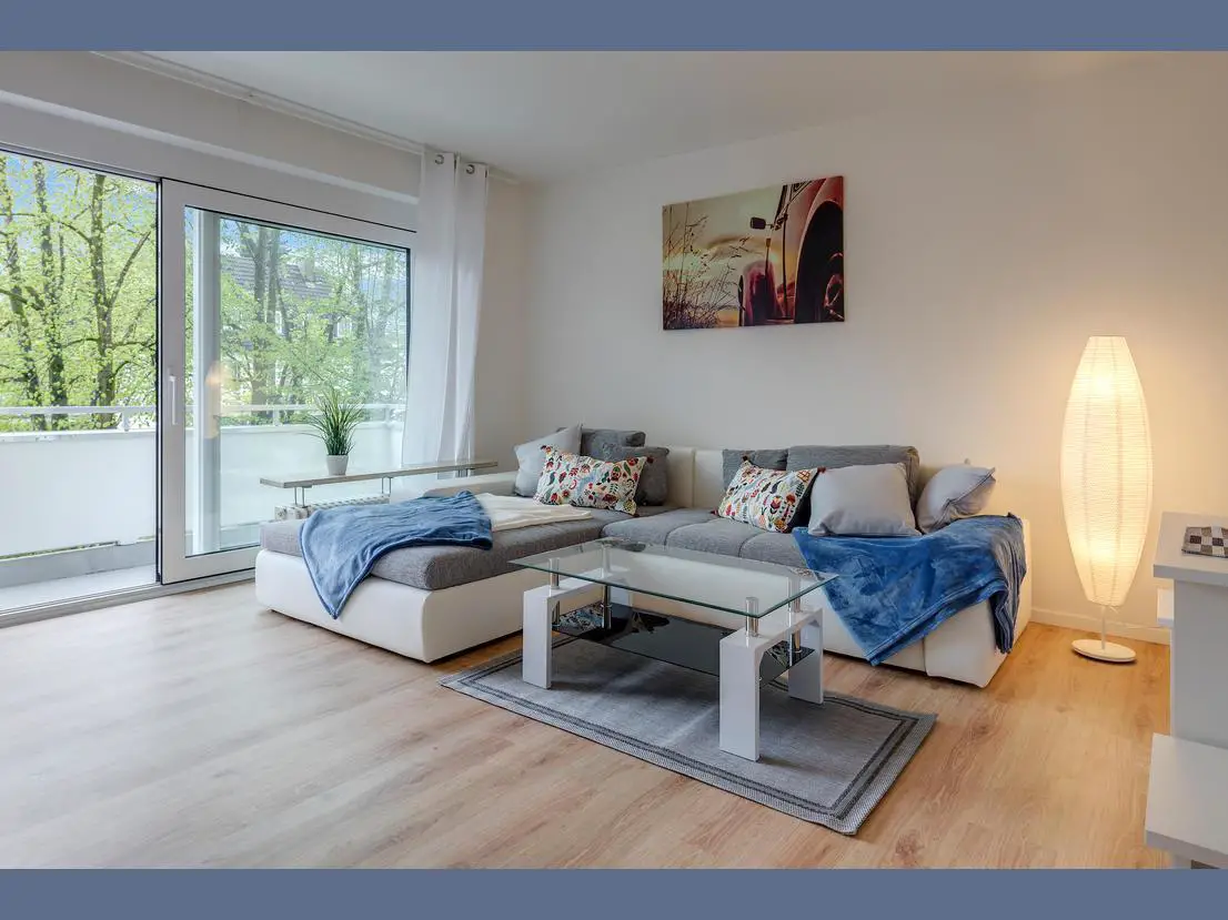 Wohnen 10 -- Möbliert: Schöne möblierte 4-Zimmer Wohnung in Neubiberg
