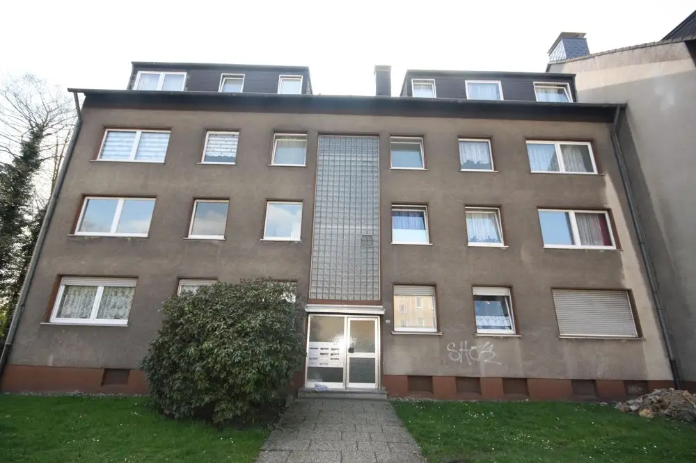 225 v -- WBS erforderlich für 2-Zimmer Wohnung, Balkon, Altenessen-Süd, 1.Obergeschoss!