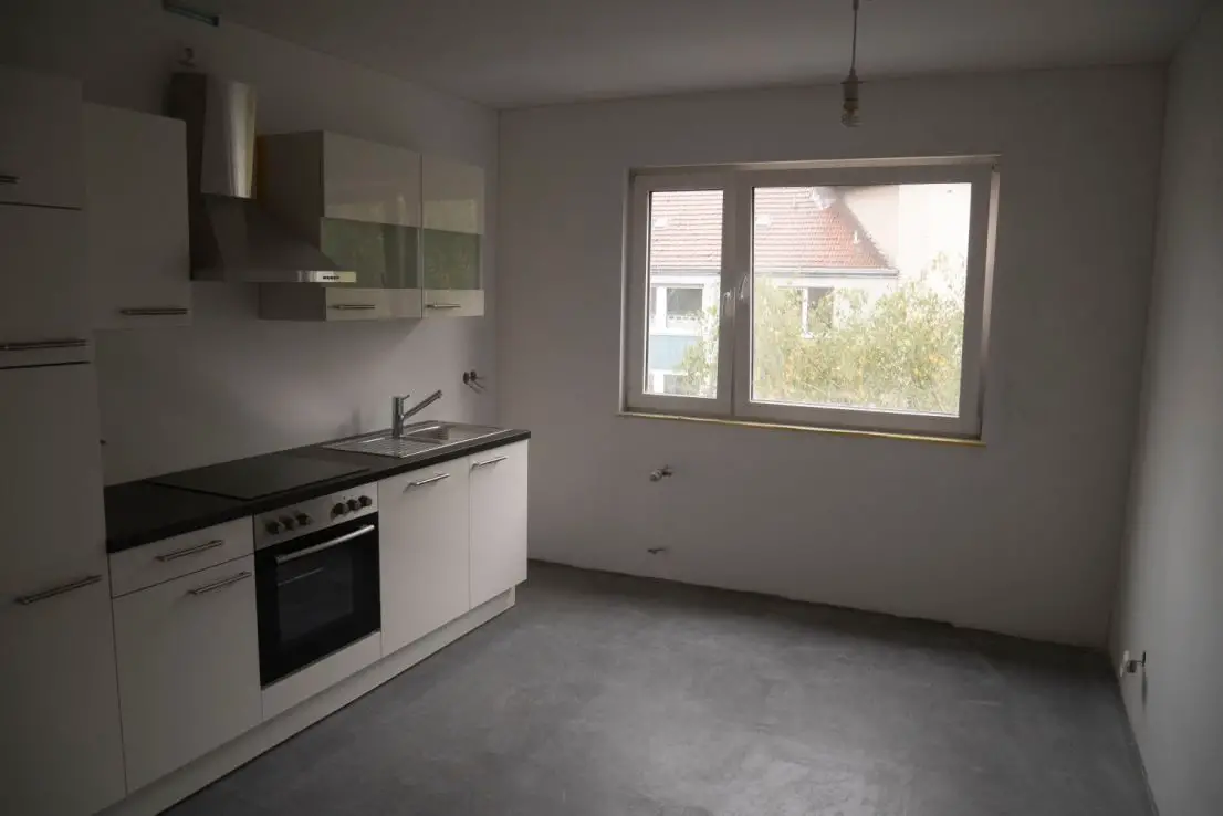 Wohnküche -- Erstbezug nach Sanierung: 2-Zimmer-Wohnung mit Einbauküche in Bochum