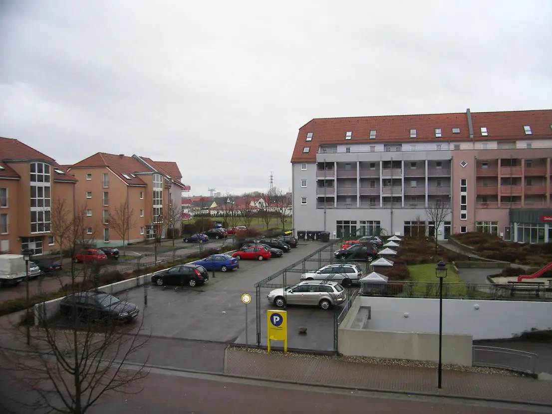 Anlage Innenhof -- Büschdorf / altersgerechte 2 Zimmer Whg. mit Balkon / DU zu vermieten