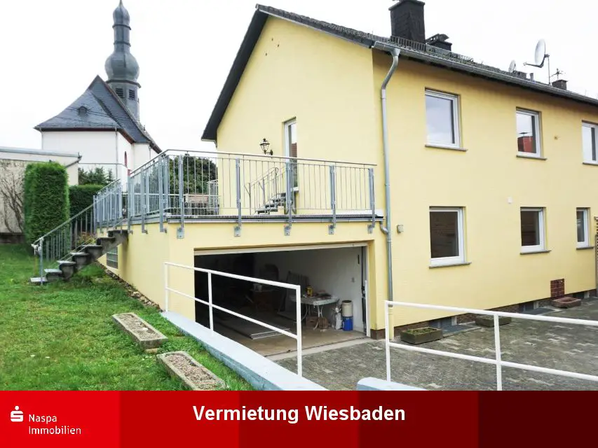 Außenansicht -- Wiesbaden-Medenbach: Einfamilienhaus mit viel Platz für die ganze Familie!