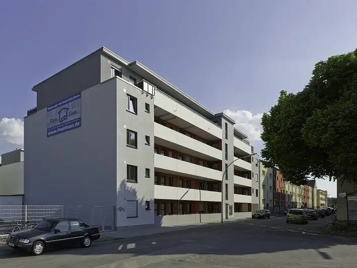 Hausansicht -- Modernes Apartment in der Bonner Weststadt