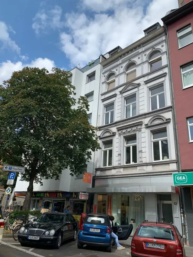 Fassade -- Im Herzen der Südstadt - Sanierte 2 Zimmer-Wohnung direkt am Chlodwigplatz