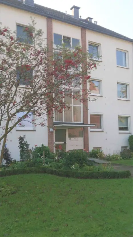 2936 Hausnr7 -- Großzügige 3-Zimmer-Whg. mit Balkon // Kieler Kamp, Preetz
