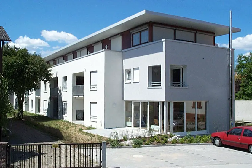 Hausansicht01 -- NEU! 2 ZKB-Komfort-Wohnung (EG Nr.5) im "Betreuten Wohnen" in Philippsburg für Personen ab 60 Jahre!