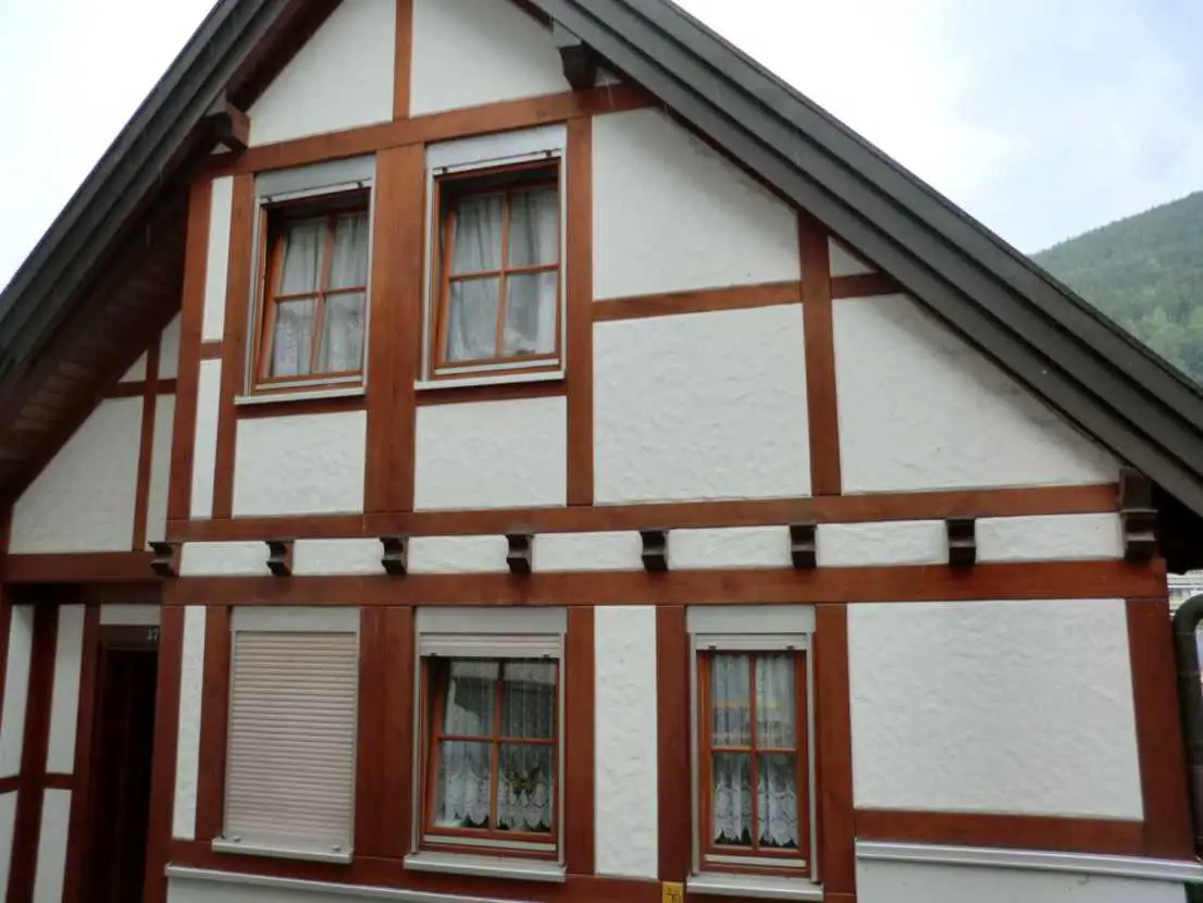 2 -- Schönes, freistehendes Häuschen in Bad Wildbad