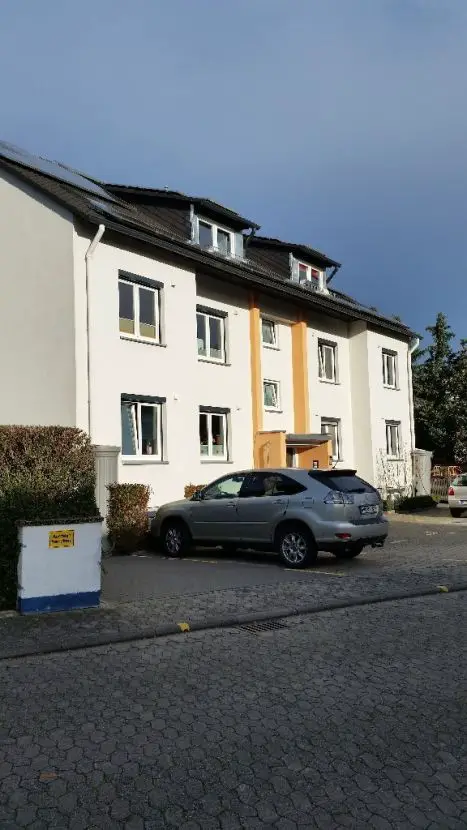 20161122_140205 -- Helle 3 ZKB Wohnung in Zwingenberg Rodau in verkehrsberuhigter Strasse