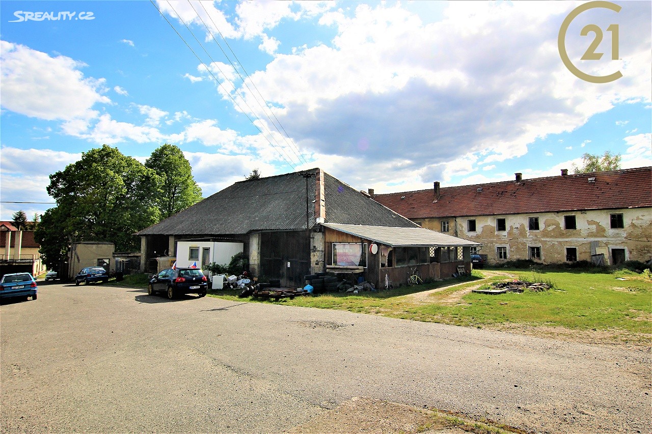 Prodej  rodinného domu 2 000 m², pozemek 10 633 m², Nemyslovice - část obce Nemyslovice, okres Mladá Boleslav