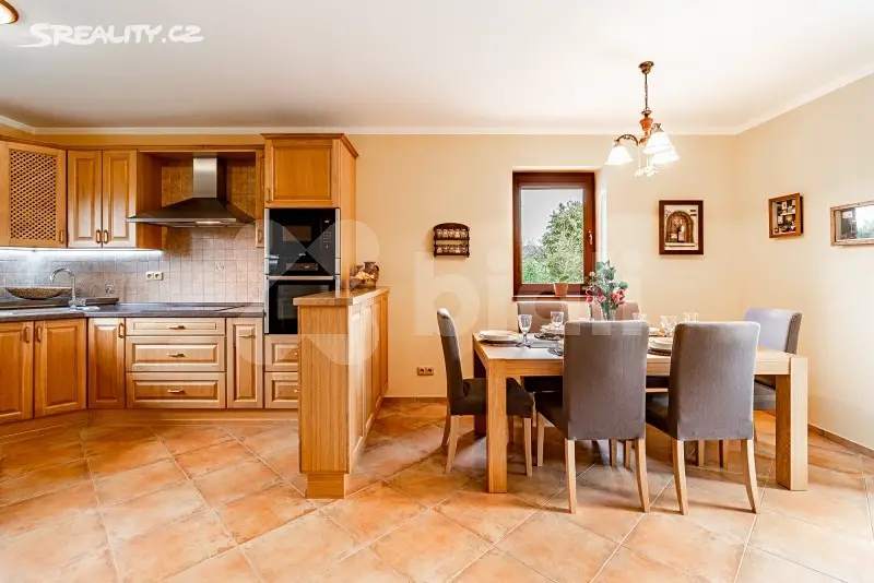 Prodej  rodinného domu 200 m², pozemek 1 460 m², Komenského, Mělník