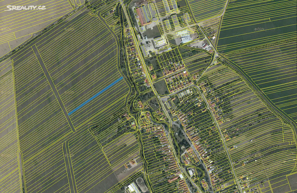Prodej  pozemku 2 302 m², Horní Němčí, okres Uherské Hradiště