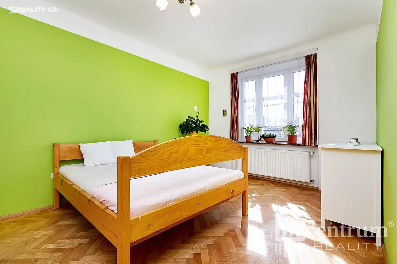 Pronájem bytu 3+kk 63 m², Vosmíkových, Praha 8 - Libeň
