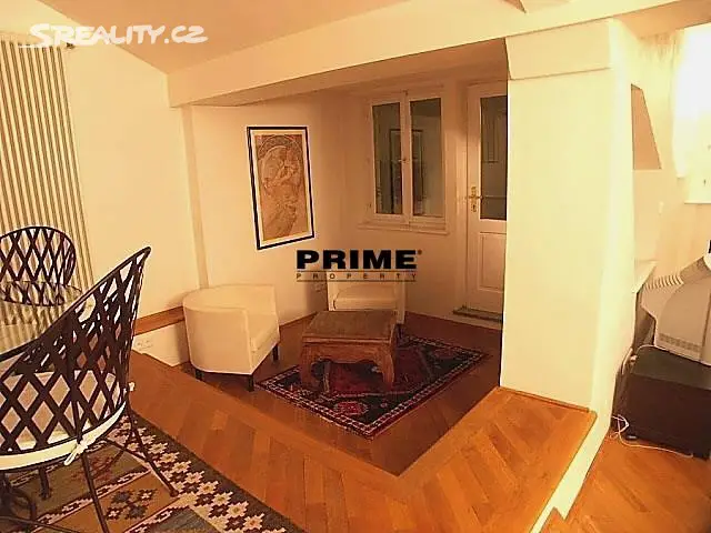Pronájem bytu 3+kk 125 m² (Mezonet), Odborů, Praha 2 - Nové Město