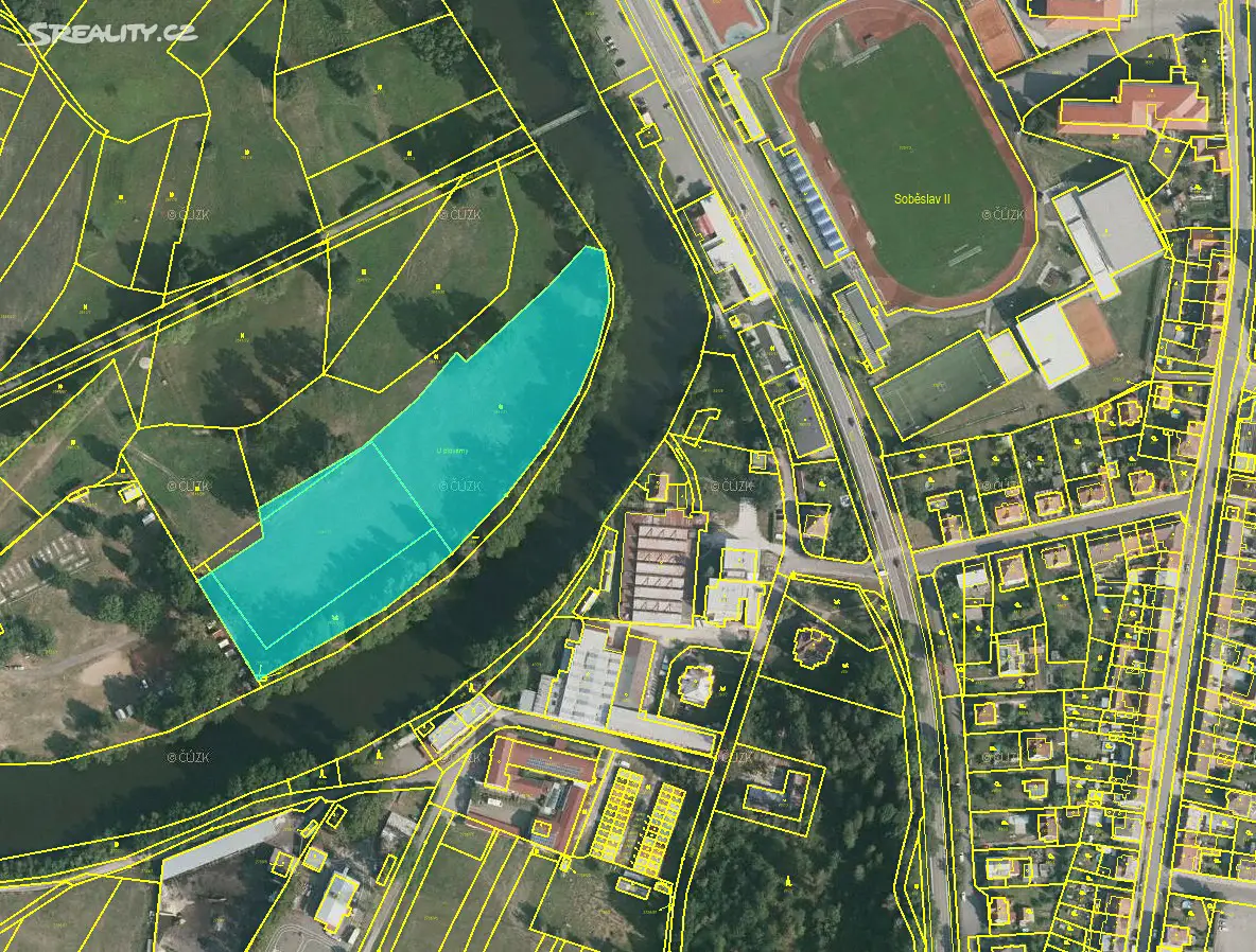 Prodej  komerčního pozemku 1 670 m², Soběslav, okres Tábor