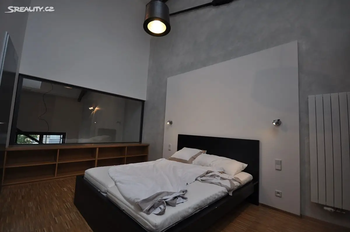 Pronájem bytu 3+kk 146 m², Na Maninách, Praha 7 - Holešovice