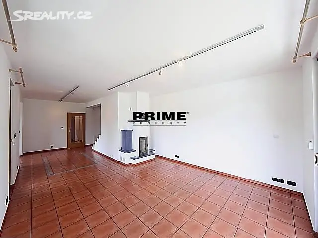 Pronájem  rodinného domu 400 m², pozemek 943 m², K Hlásku, Praha 6 - Nebušice