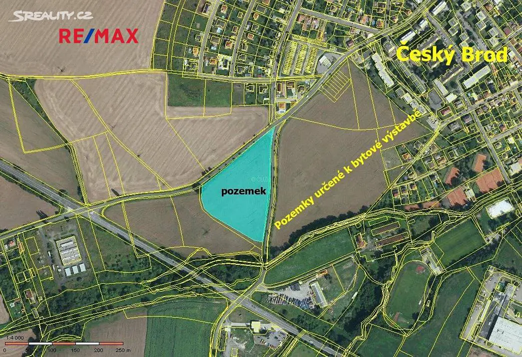 Prodej  komerčního pozemku 20 875 m², Palackého, Český Brod