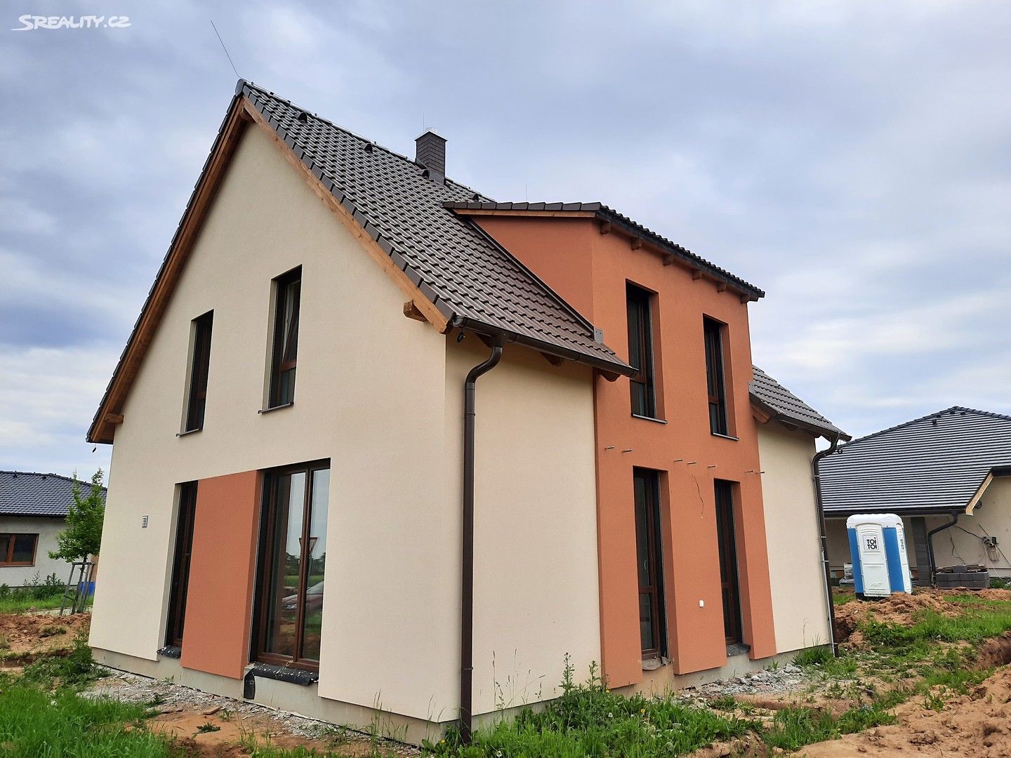 Prodej  projektu na klíč 142 m², pozemek 802 m², Nad Svatou Annou, Panenské Břežany
