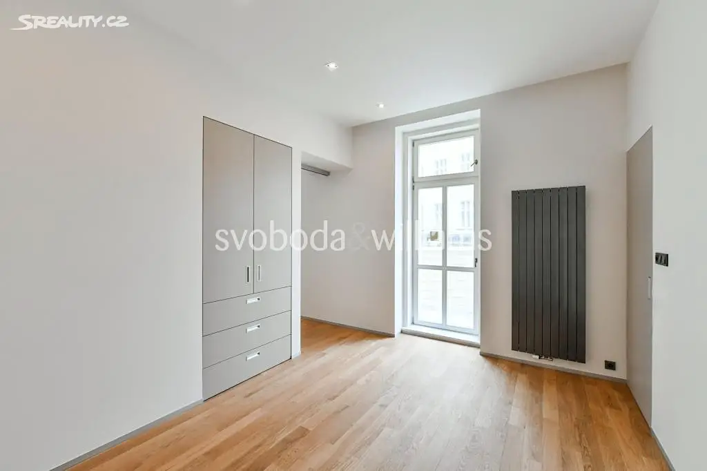 Pronájem bytu 2+kk 52 m², Laubova, Praha 3 - Vinohrady