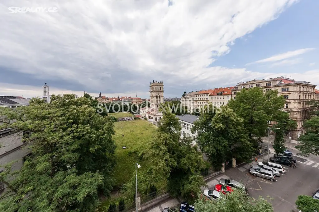 Pronájem bytu 6 pokojů a více 311 m², Nitranská, Praha 10 - Vinohrady