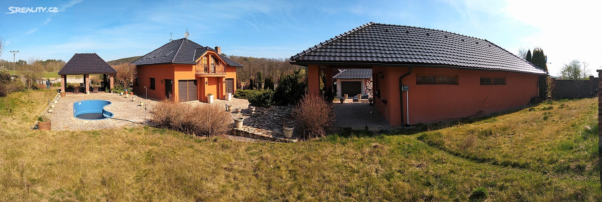 Prodej  rodinného domu 450 m², pozemek 4 209 m², Lhotka, okres Mělník