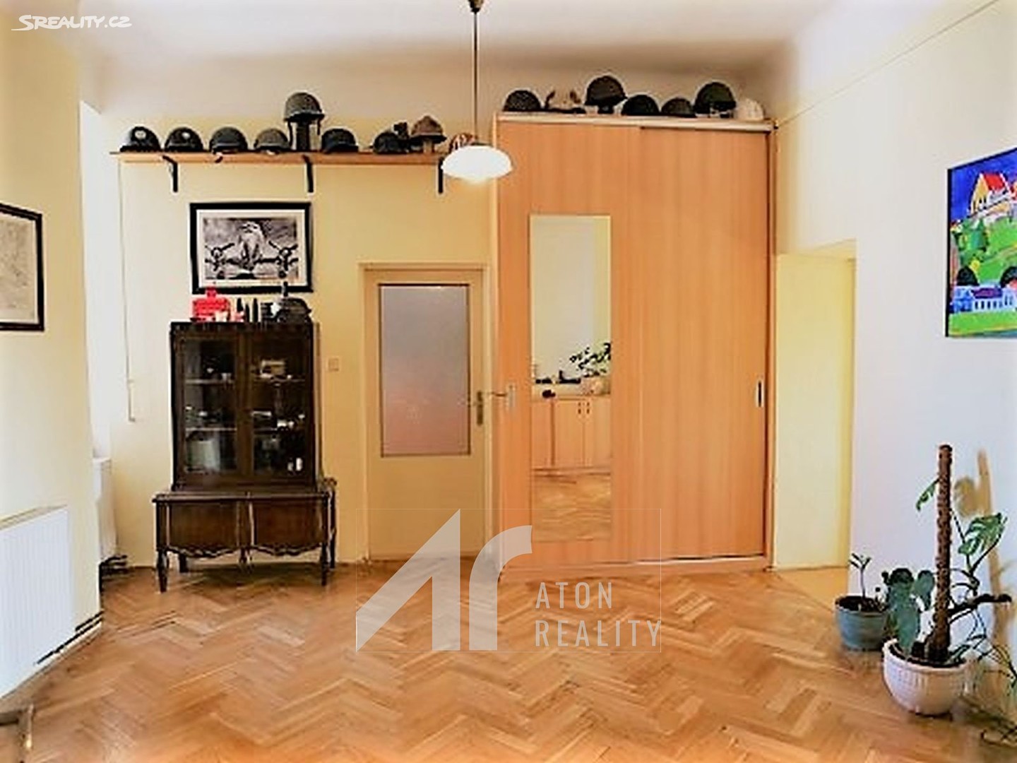 Prodej bytu 4+1 138 m², náměstí Republiky, Znojmo