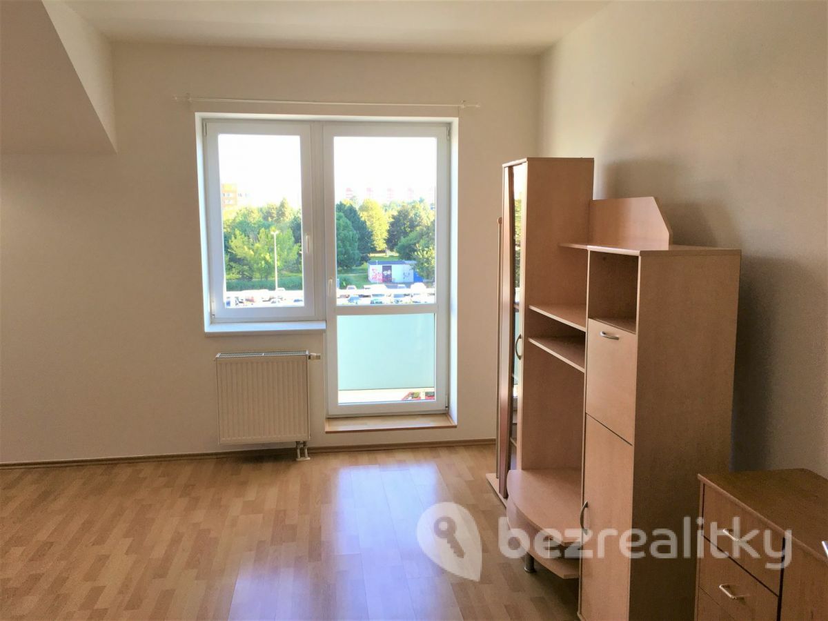 Pronájem bytu Garsoniéra 33 m², Boloňská, Praha - Horní Měcholupy, Praha, náhled. č. 3