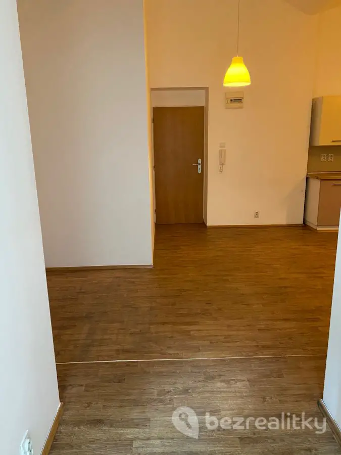 Prodej bytu 2+kk 39 m², Cimburkova, Praha - Žižkov, Praha, náhled. č. 2