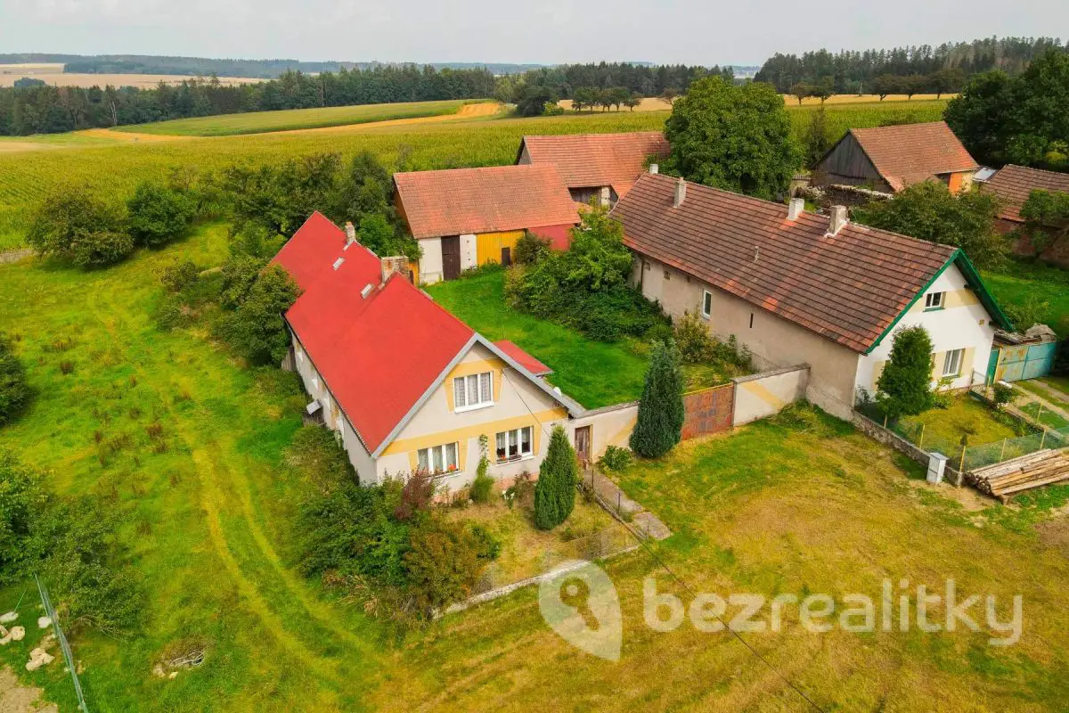 Prodej domu 696 m², pozemek 2.108 m², Lukavec, Kraj Vysočina, náhled. č. 1