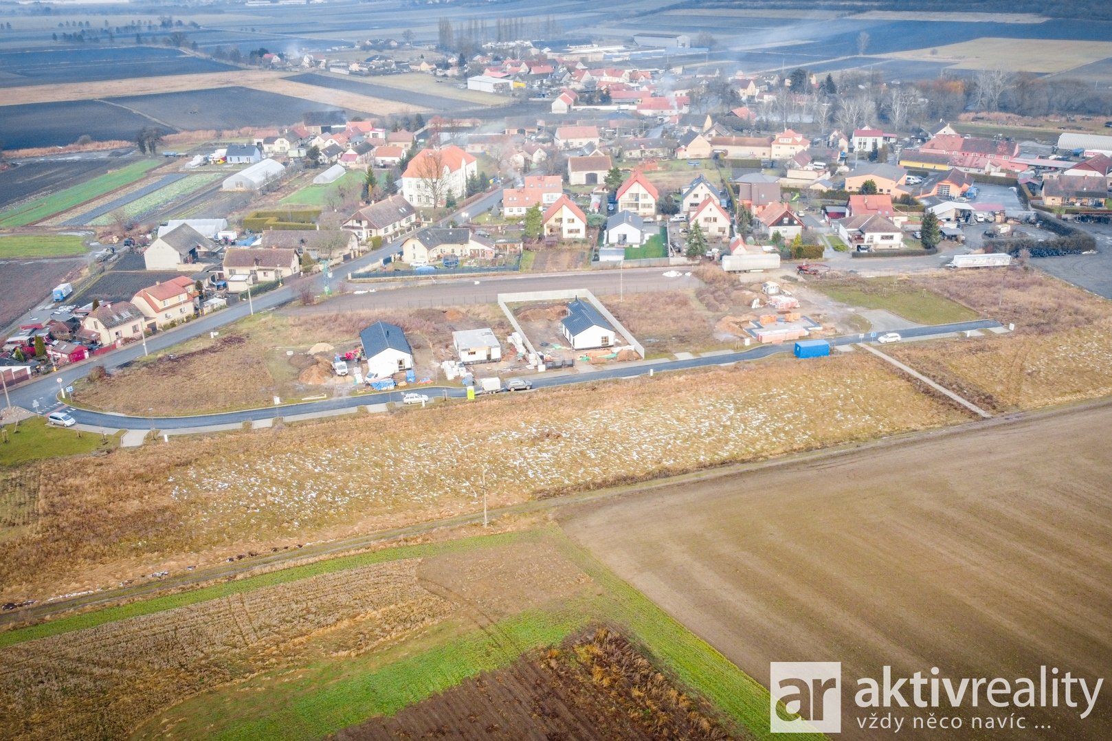 Nedomice, Mělník