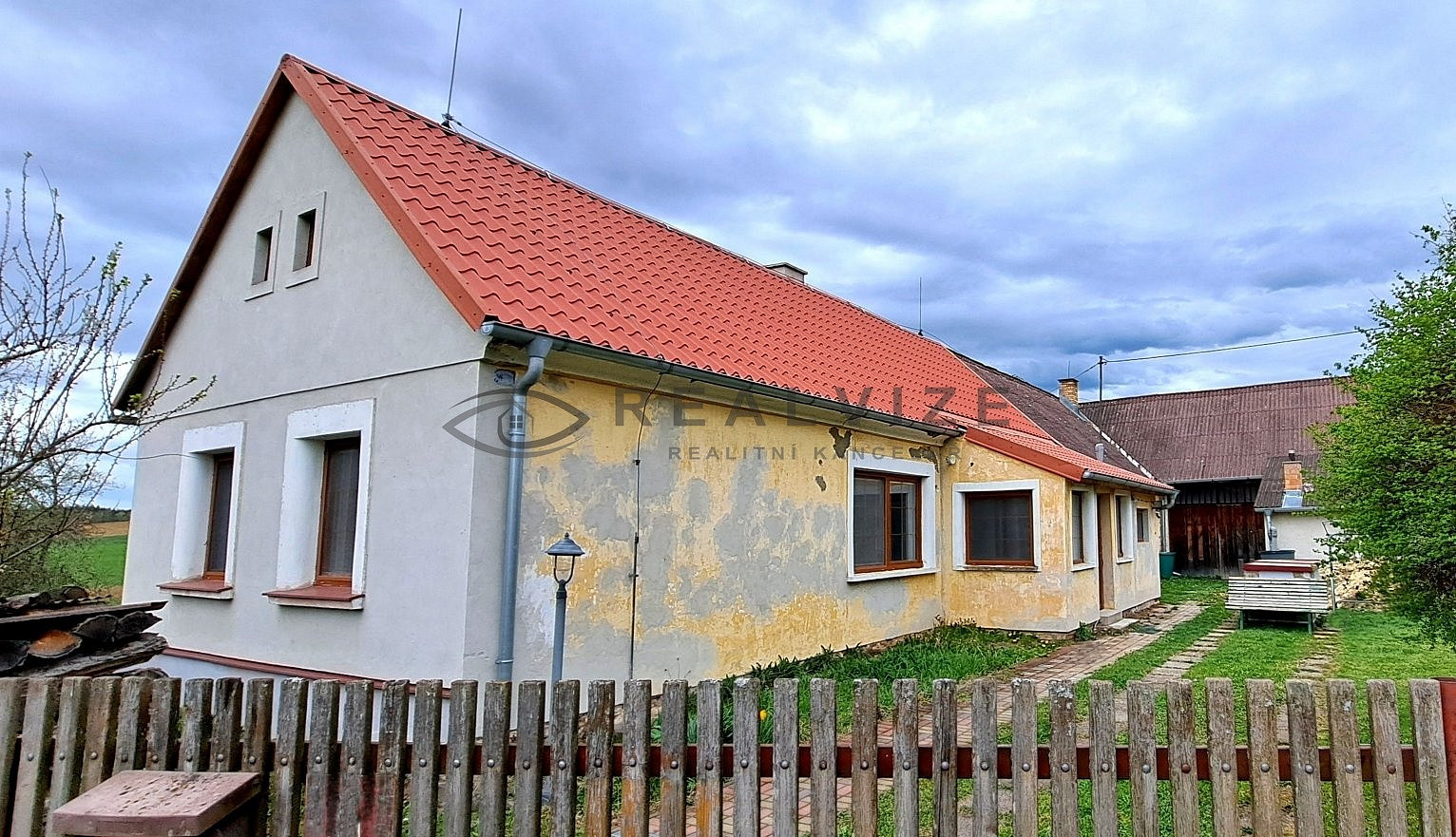 Lišov - Velechvín, okres České Budějovice