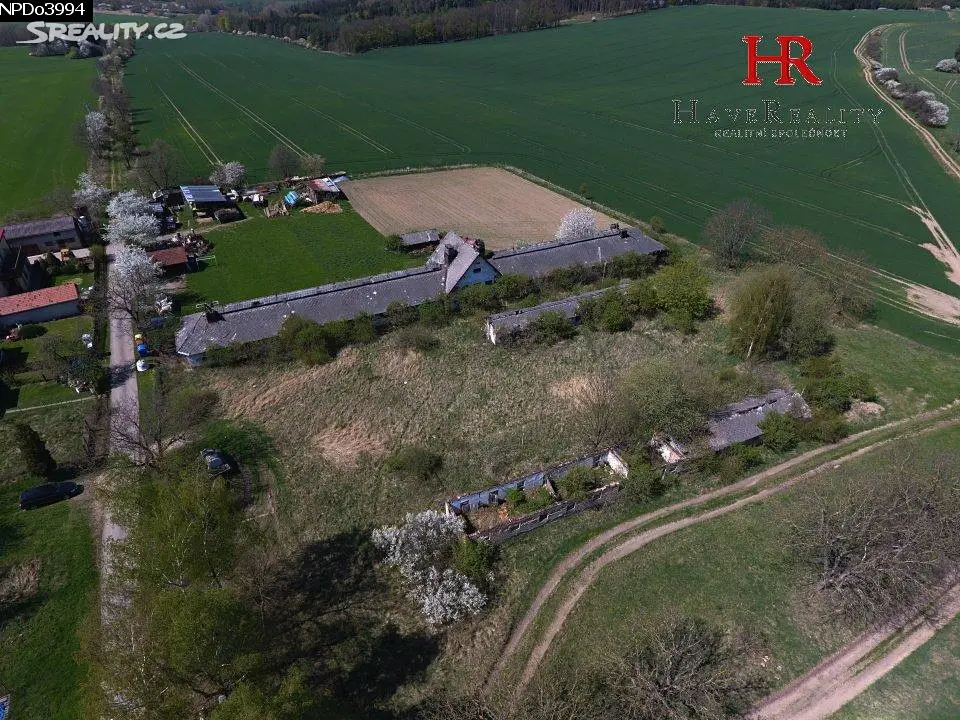 Prodej  stavebního pozemku 6 677 m², Benešov, okres Benešov
