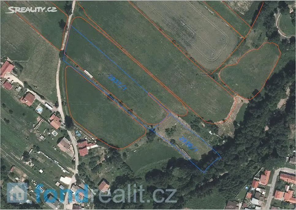 Prodej  pozemku 1 469 m², Strmilov, okres Jindřichův Hradec