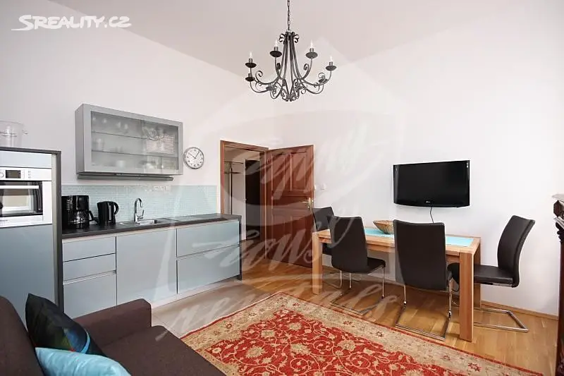 Pronájem bytu 2+kk 42 m², ulice Petřínská, Praha 5 - část obce Malá Strana