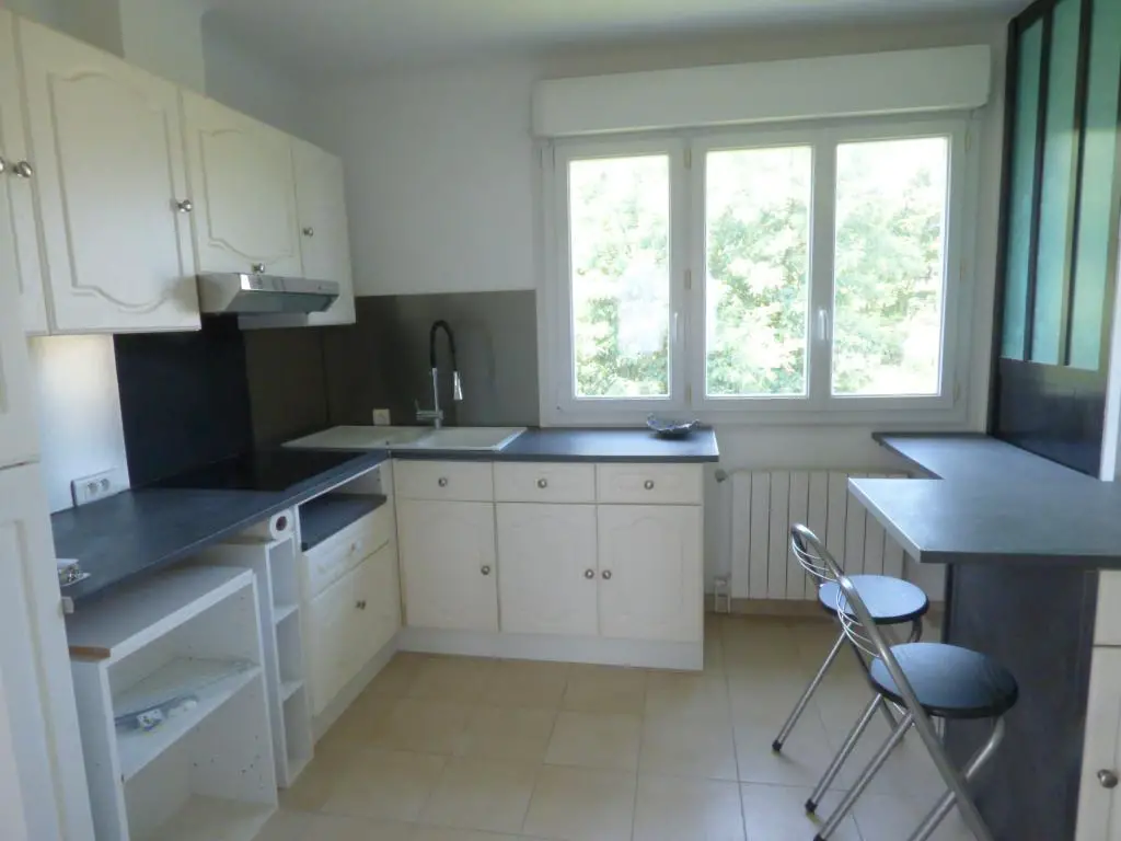 Location appartement 4 pièces 75 m2