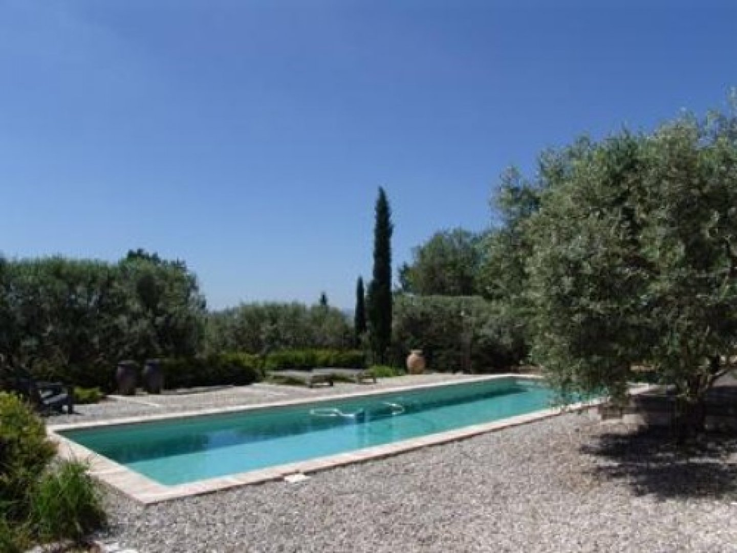 Location villa 6 pièces 280 m2