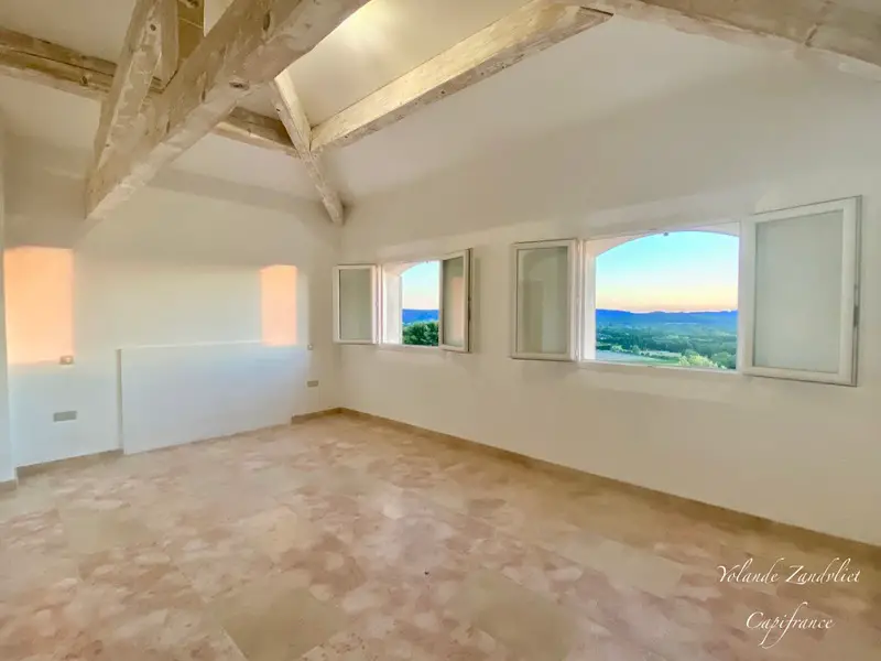 Vente maison 7 pièces 240 m2