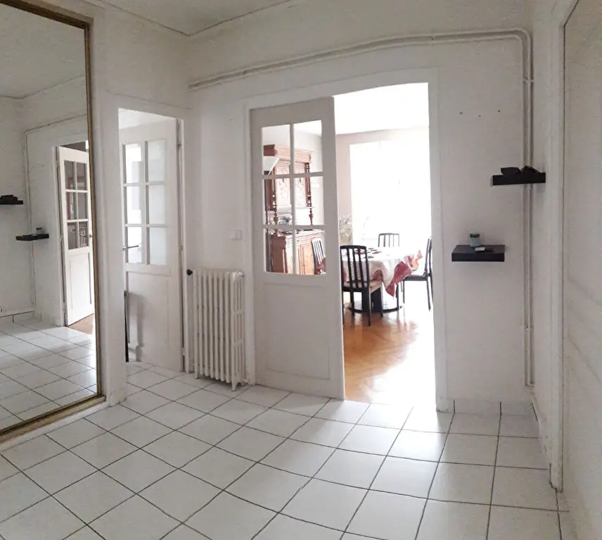Location appartement 4 pièces 89 m2