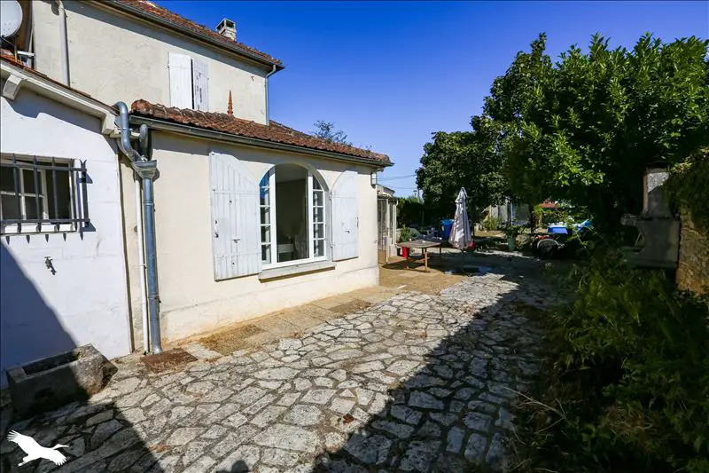 Vente maison 4 pièces 115 m2