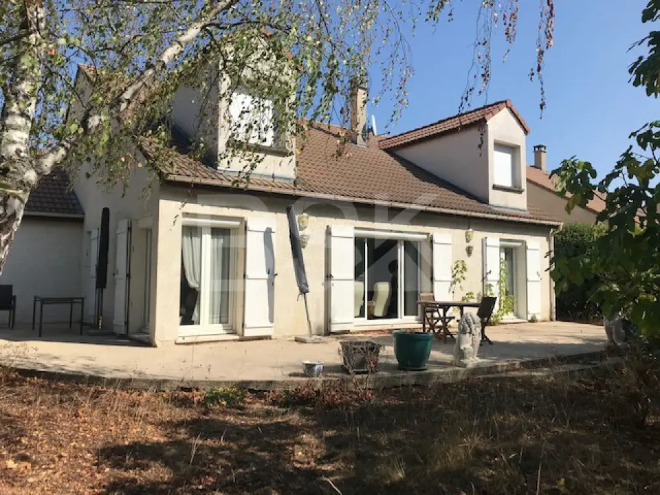 Vente maison 6 pièces 157 m2