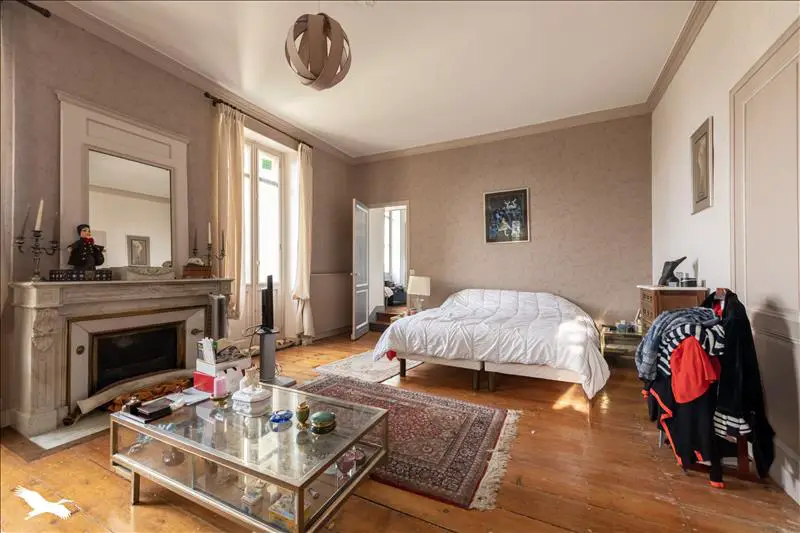 Vente maison 9 pièces 495 m2